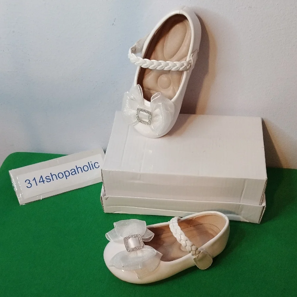 Toddler Girls White Patent Leather Shoes With Bow